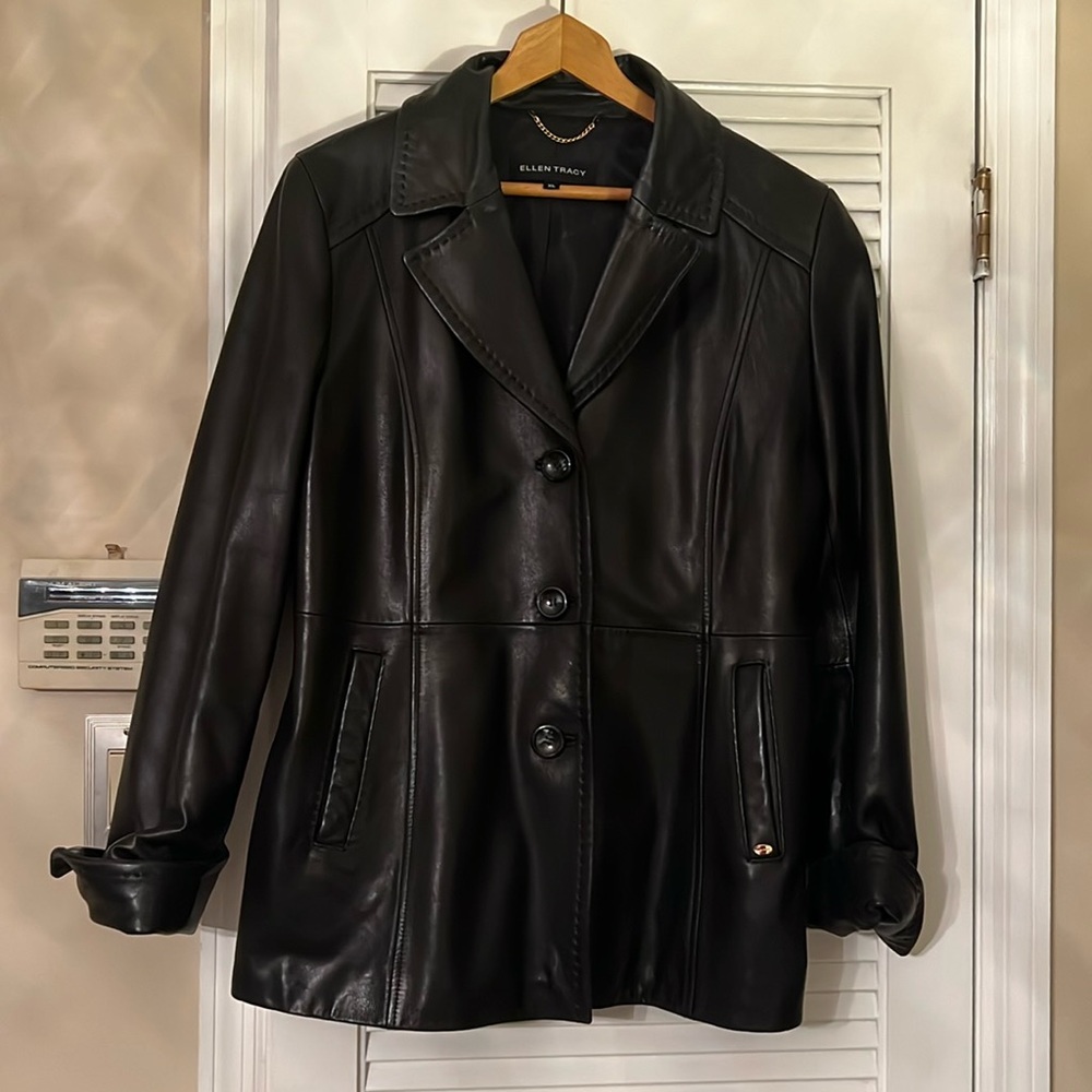 100% black leather Ellen Tracy jacket